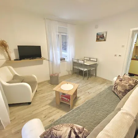 Apartman Bogdan Cacak Exterior photo